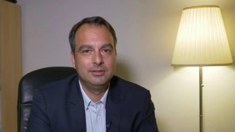 Παπαθανάσης καταγγέλλει «βαβέλ» στο ΠΑΣΟΚ λόγω δηλώσεων για τον αγροτικό κόσμο.